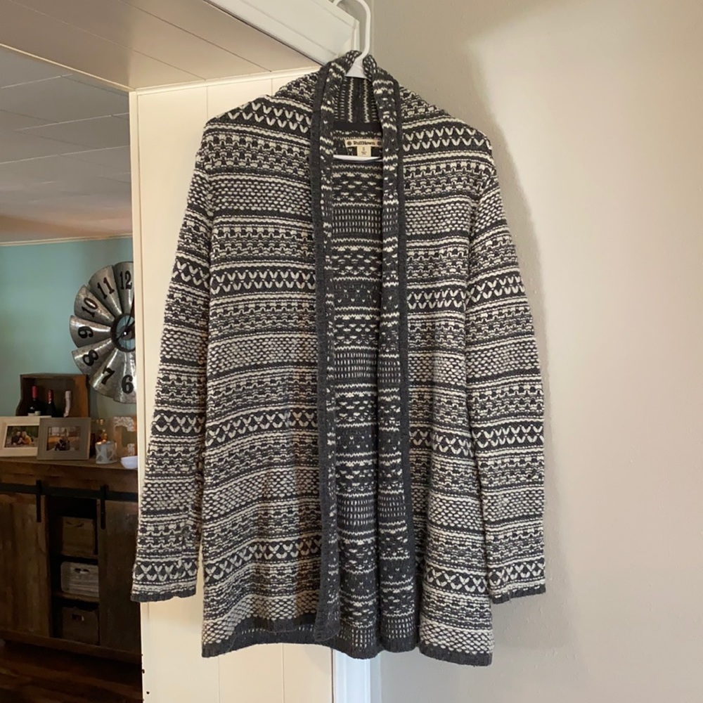 Women’s Gray/Cream Knit Cardigan